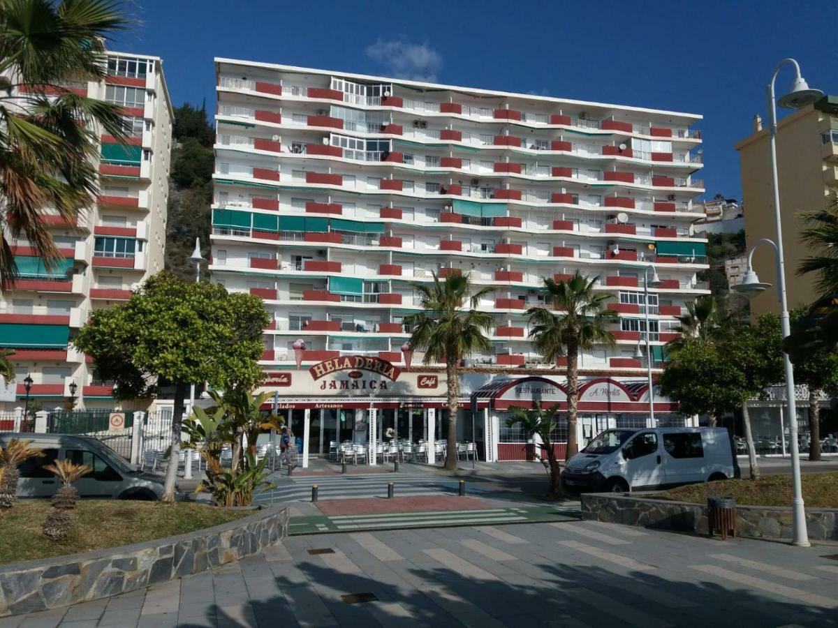 Apartamento Apartamento reformado en primera linea de playa Almuñécar Exterior foto